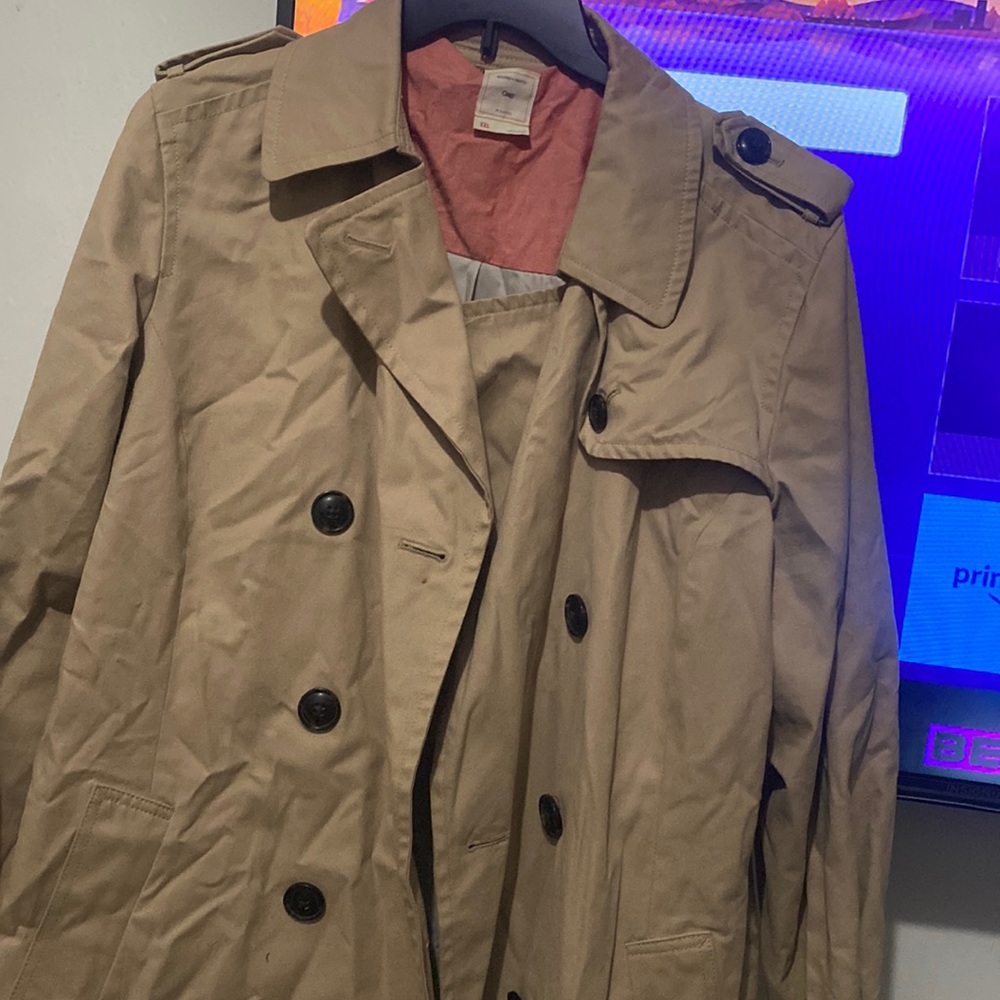 gap trench coat women size xxl stain on color
